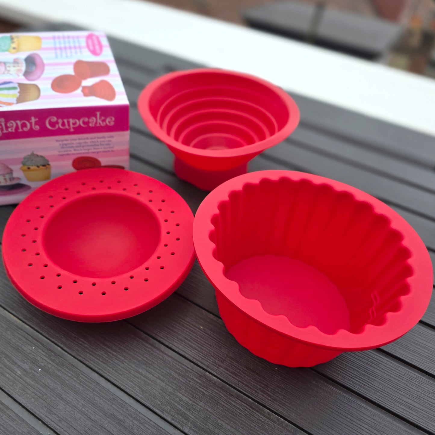 3Pcs Giant Cupcake Molds,Dishwasher Safe Big Top Silicone Cupcake Mould, Jumbo Caupcake Bake Sets Non-Stick Silicone Cake Molds for DIY Bake Tools Cake Decorating Red